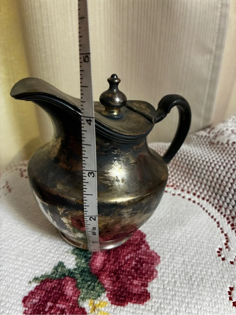 Vintage Beacon Silver Co. Quadruple silver plate creamer with hinged lid USA